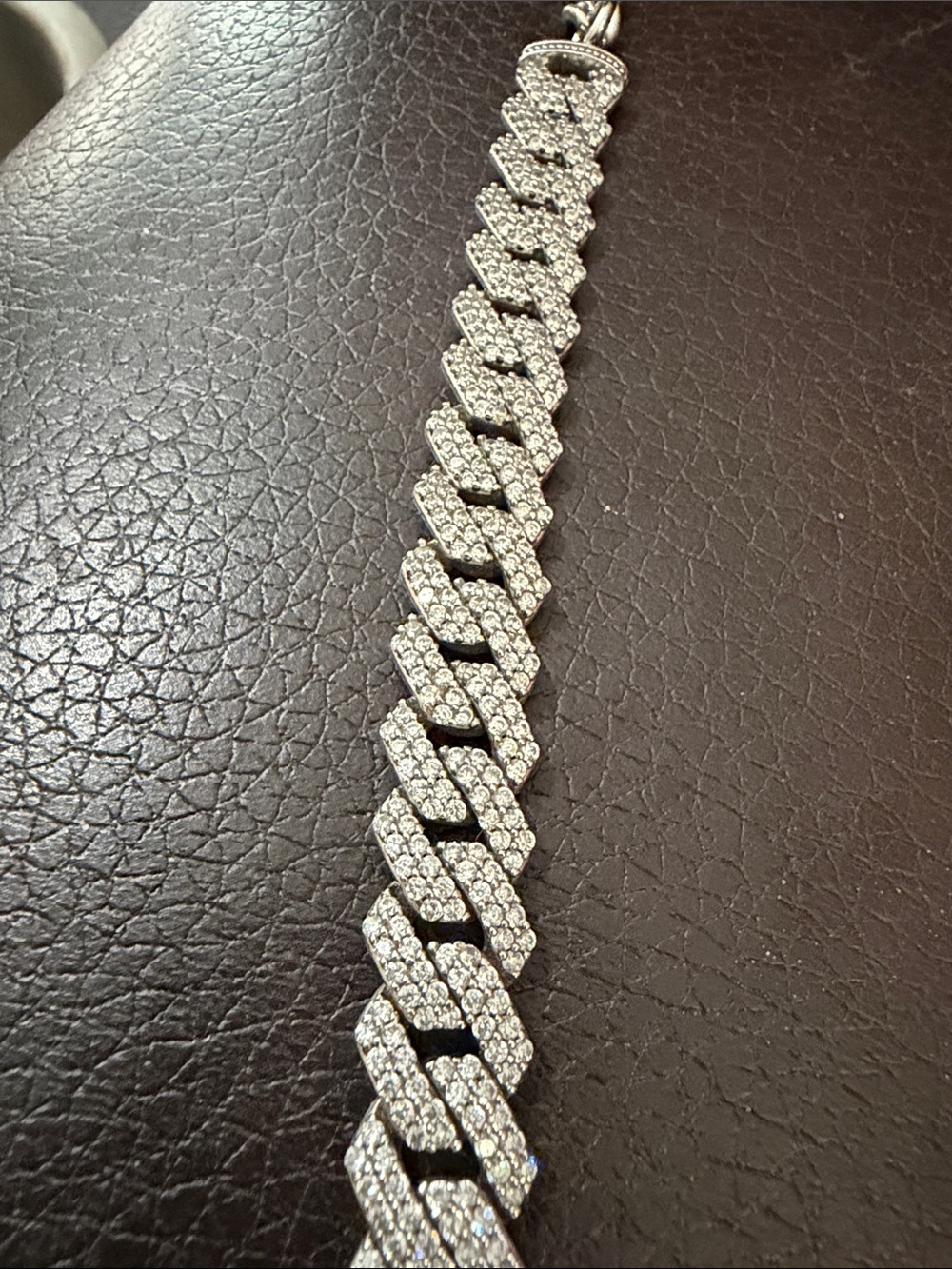 GLD Anklet - Picture 2 of 3